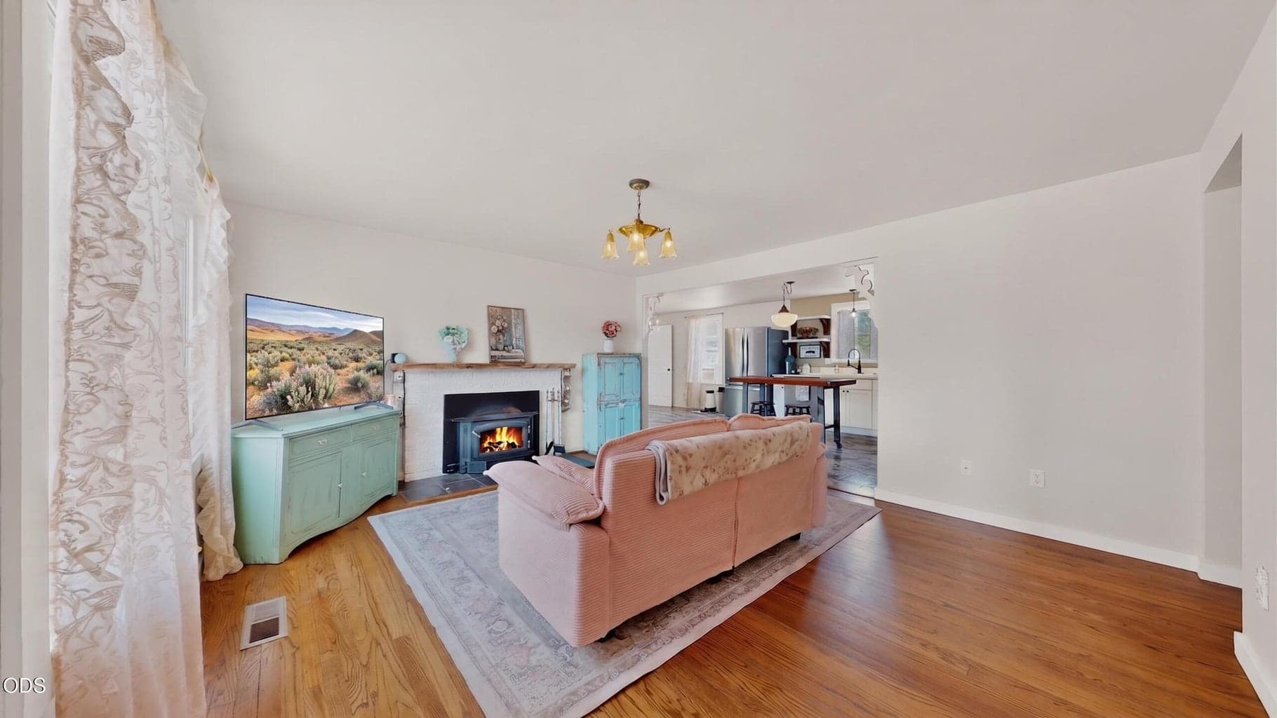 Photo of 780 Dunham 5 of 32