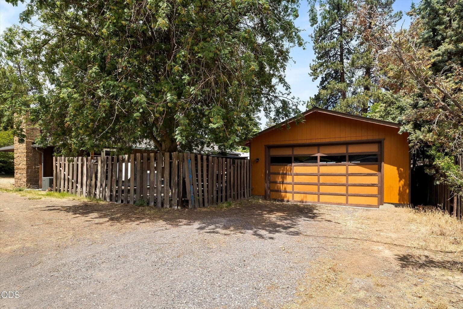 Photo of 606 NE 9th Street 36 of 39