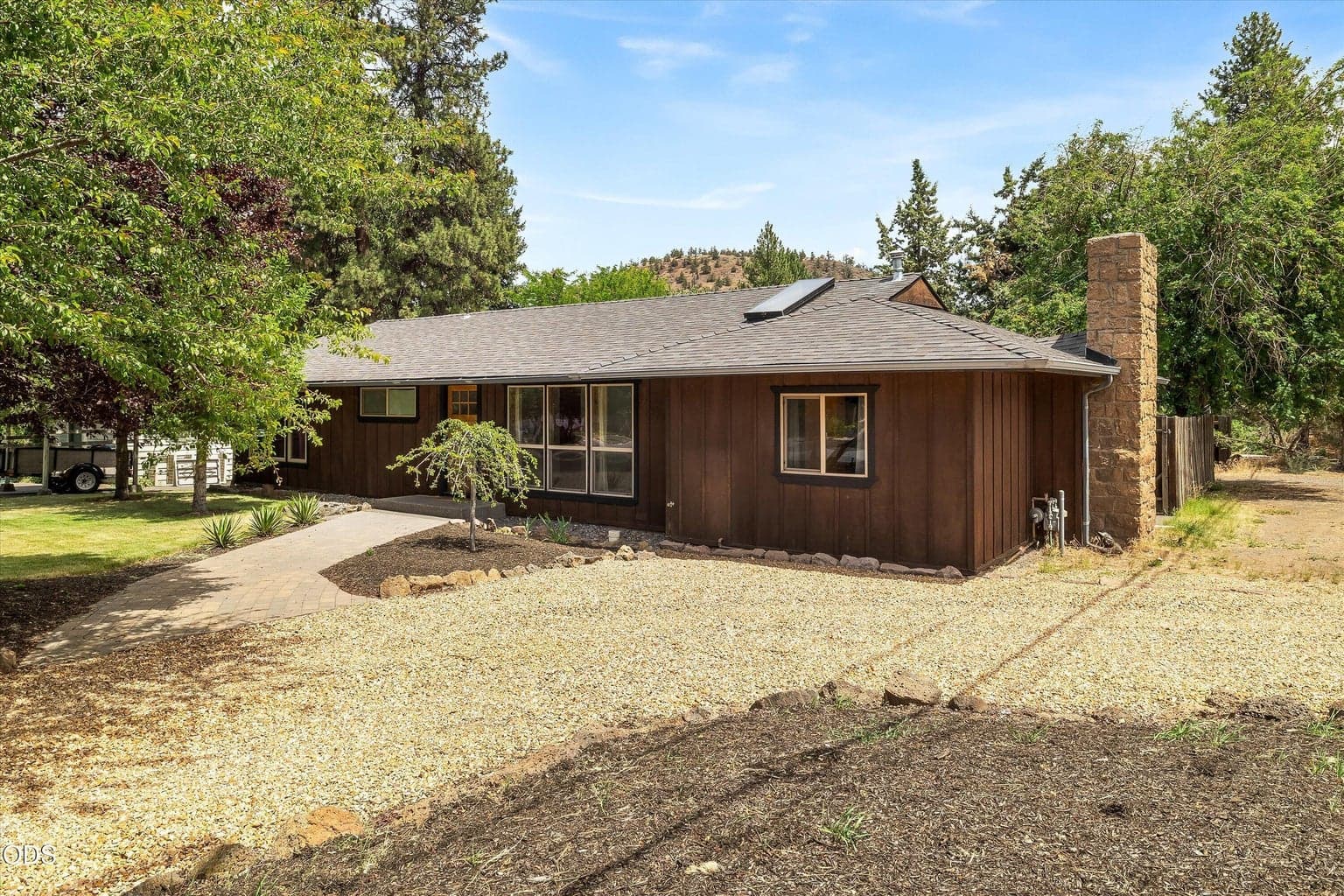 Photo of 606 NE 9th Street 37 of 39