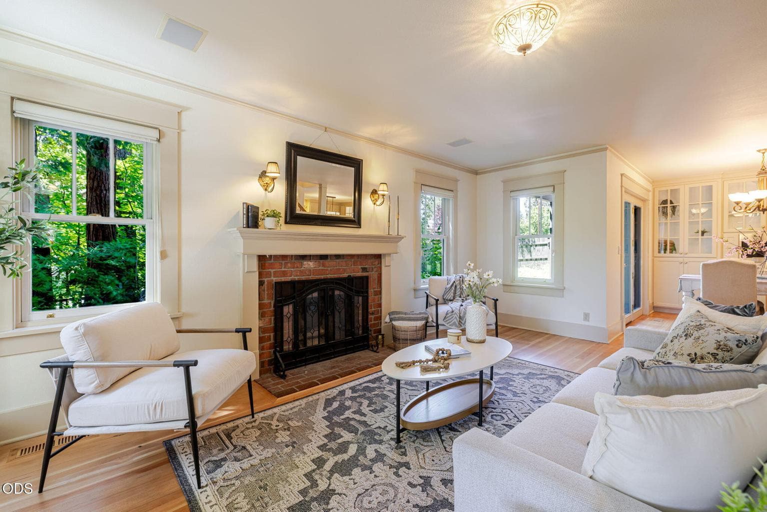 Photo of 305 Columbia 5 of 57
