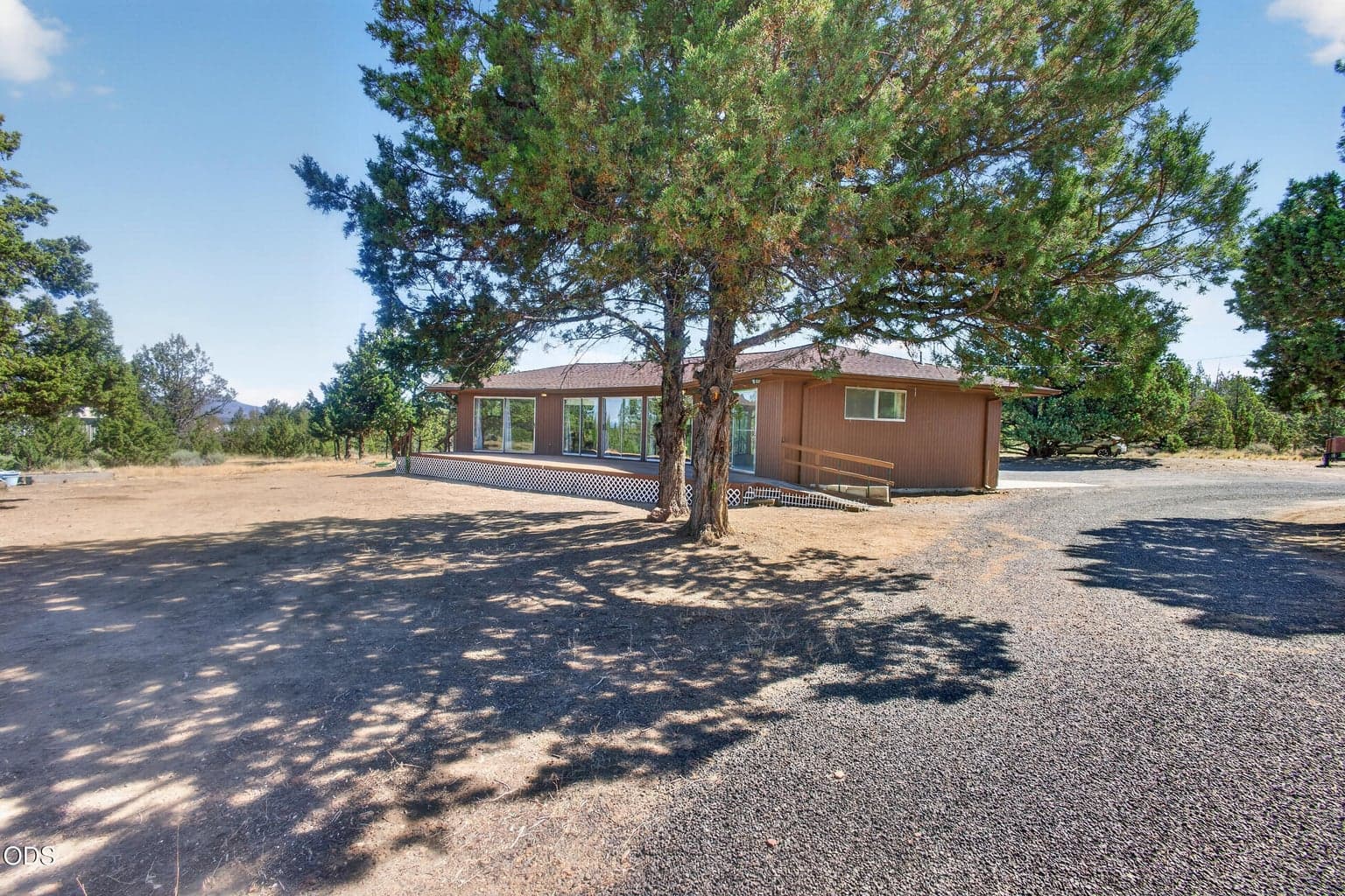 7004 Highland