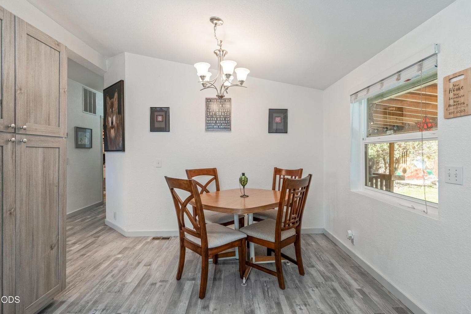 Photo of 172 SE Tracie Street 10 of 37
