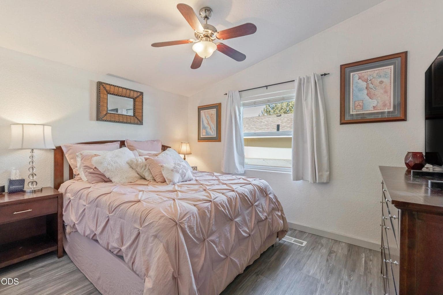 Photo of 172 SE Tracie Street 14 of 37