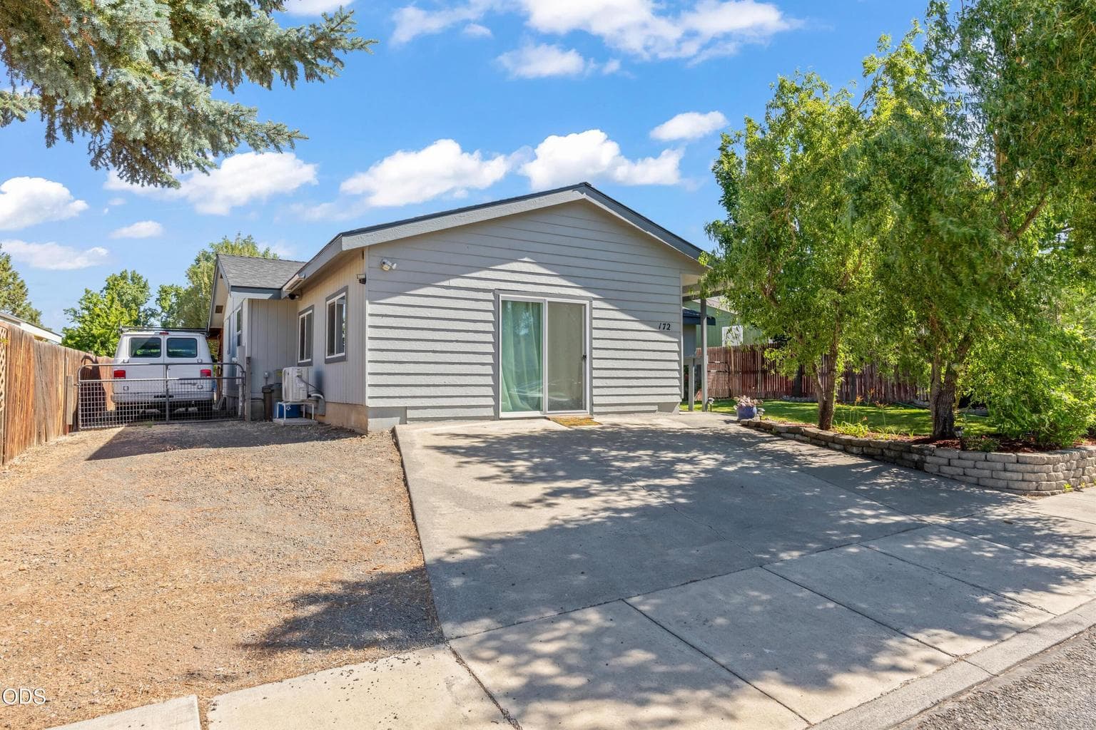 Photo of 172 SE Tracie Street 31 of 37