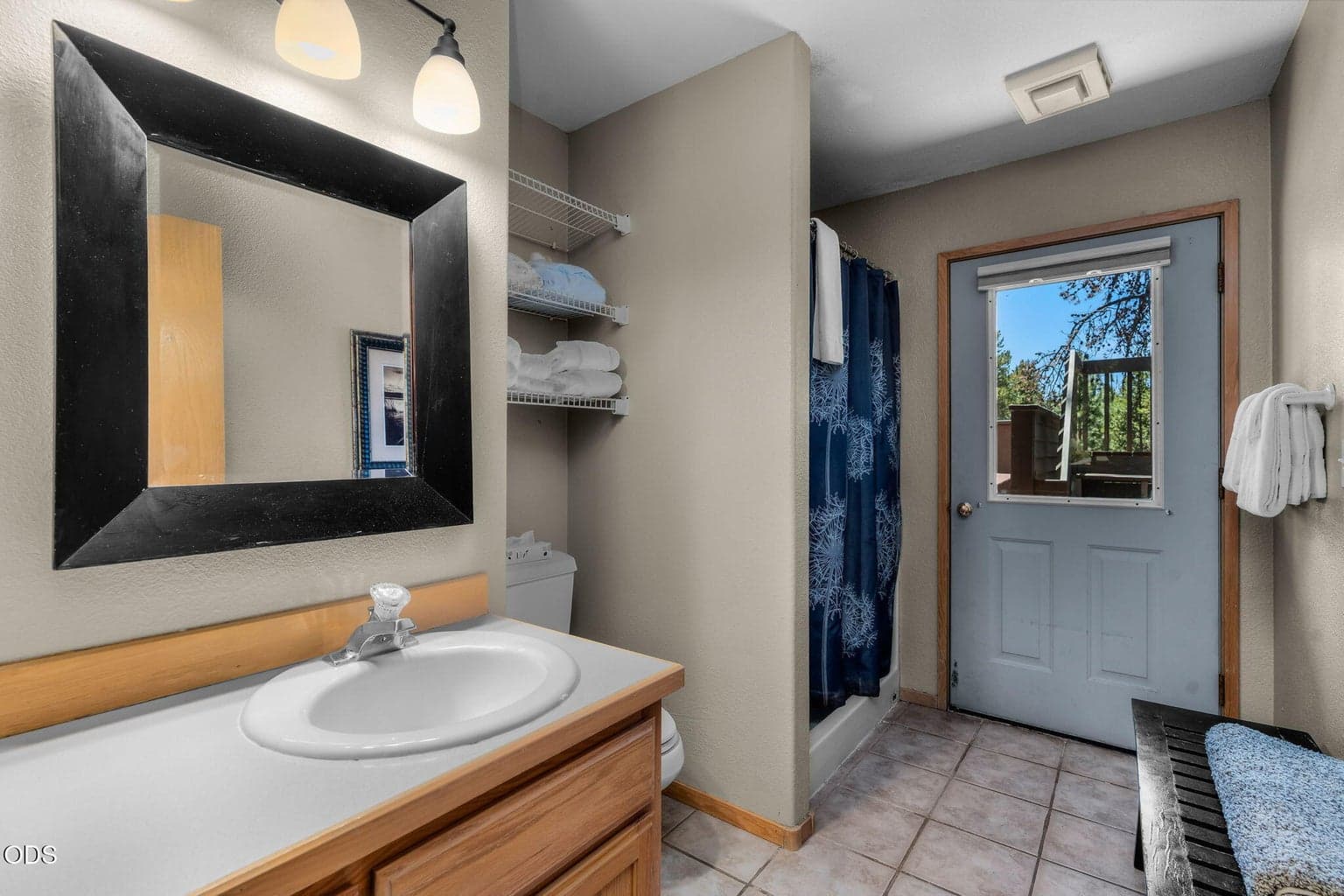Photo of 18117 Belknap Lane 22 of 41