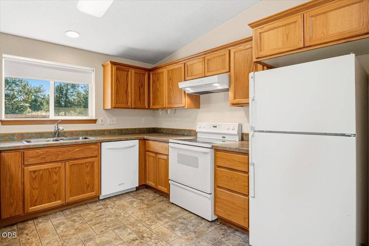 Photo of 6565 NW Homestead Way 17 of 50