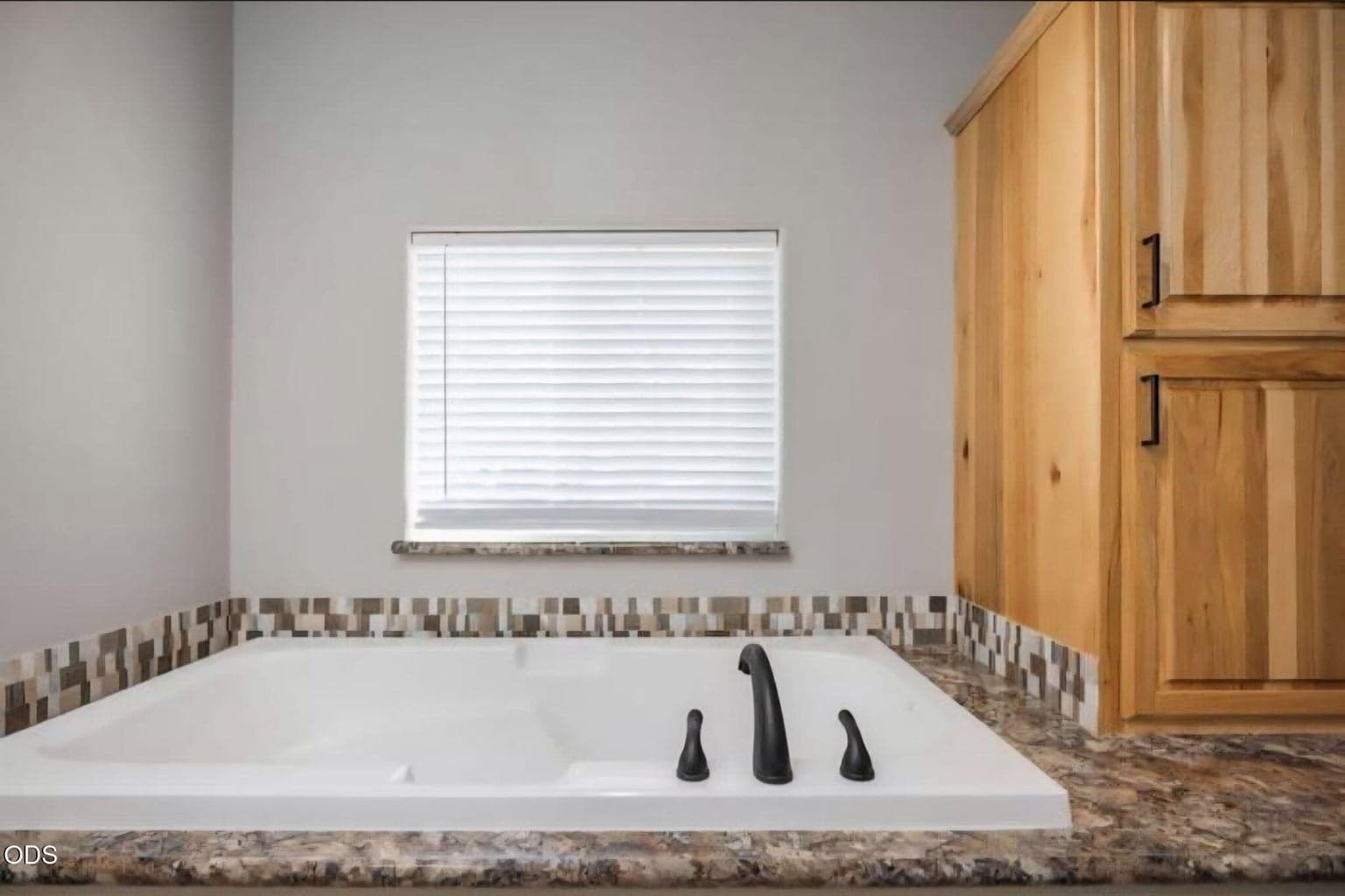 Photo of 52895 Shady Lane 9 of 17
