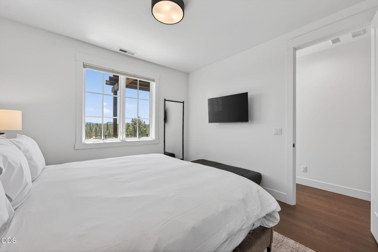 Photo of 19103 Trailhead Court 18 of 26