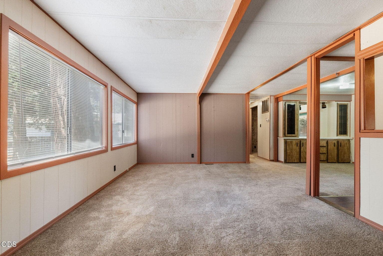Photo of 61111 Chuckanut Drive 6 of 27