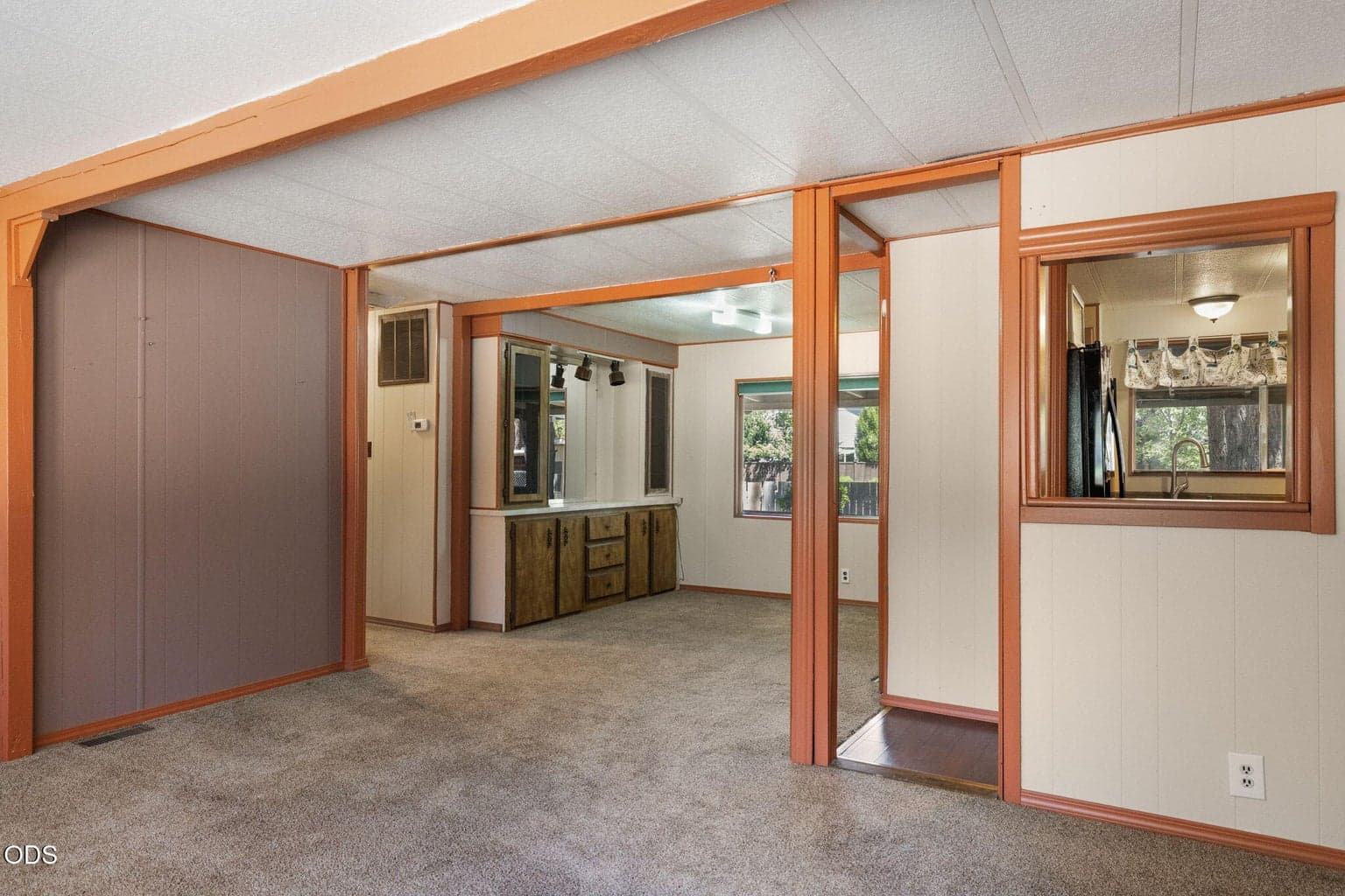 Photo of 61111 Chuckanut Drive 7 of 27