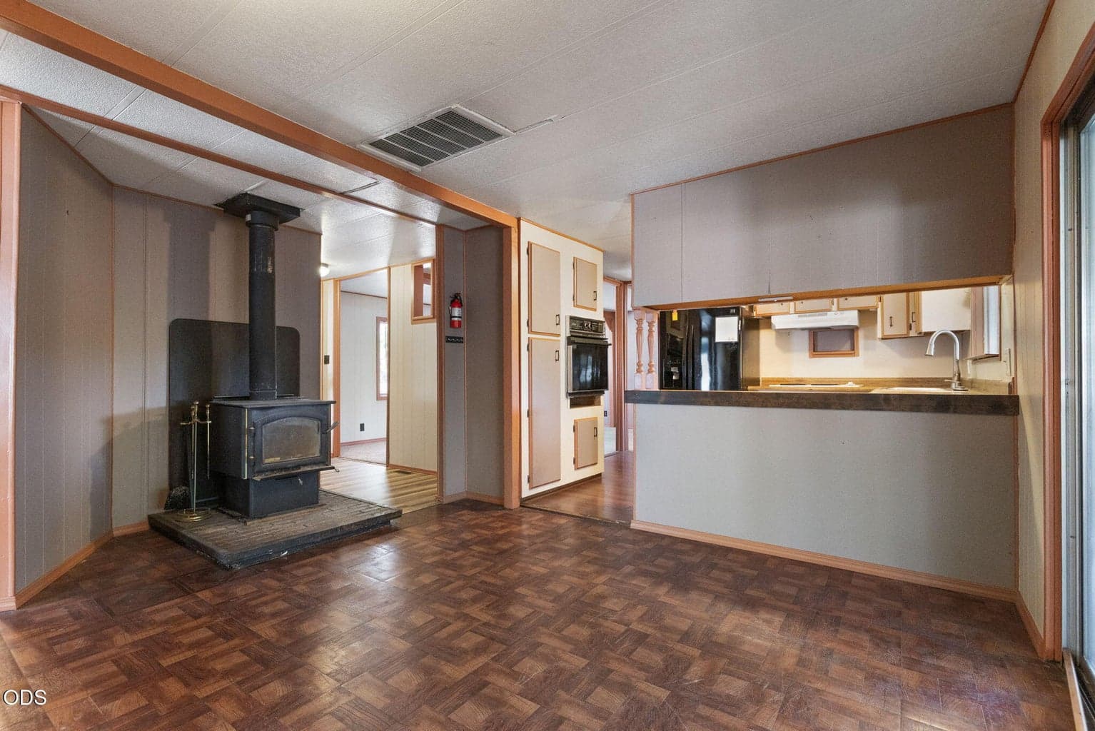 Photo of 61111 Chuckanut Drive 9 of 27