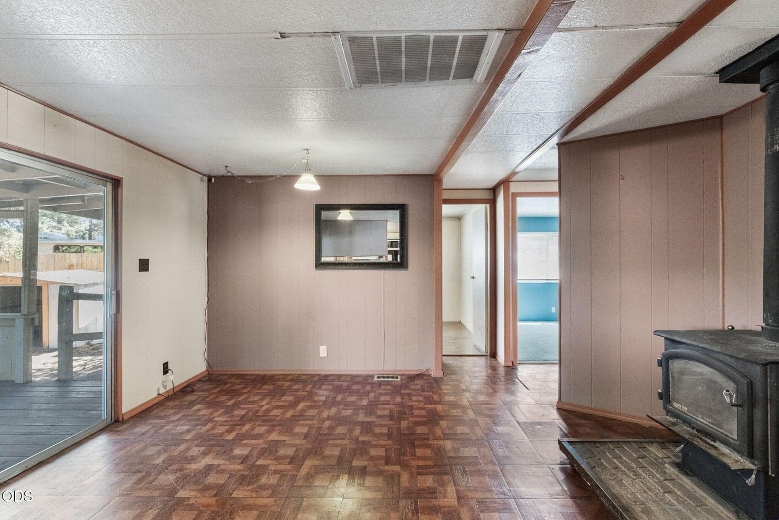 Photo of 61111 Chuckanut Drive 13 of 27