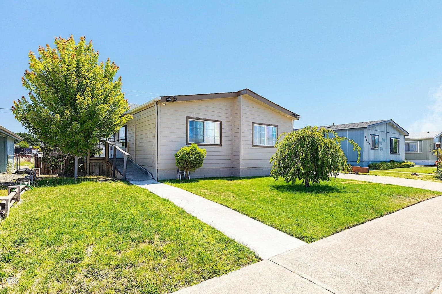 Photo of 1661 Darin 4 of 24