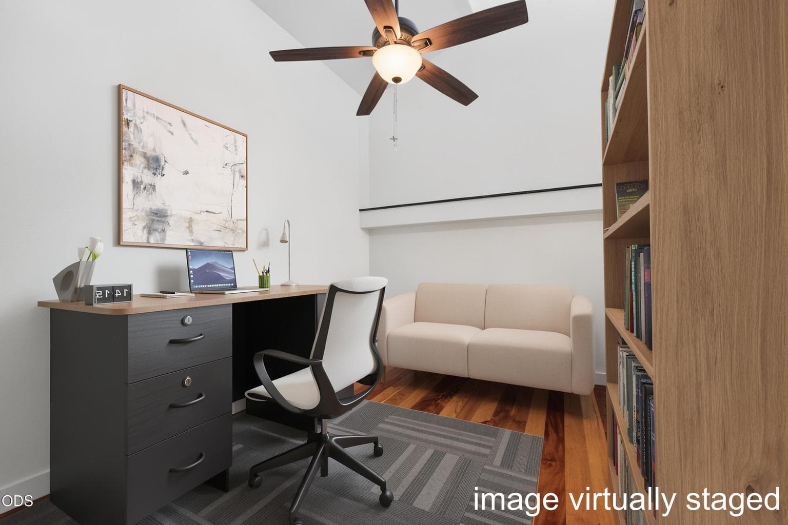 Photo of 1050 NE Butler Market Road 19 of 40