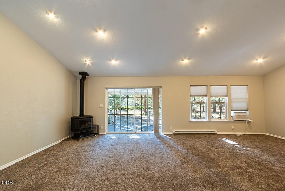 Photo of 1713 Stetson Court 17 of 65