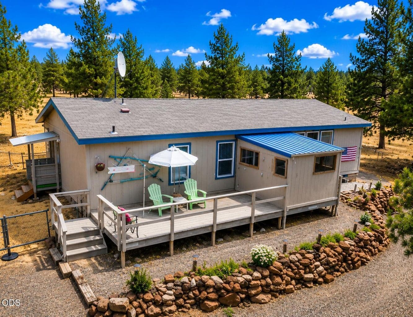 Photo of 7872 Thompson Court 2 of 41