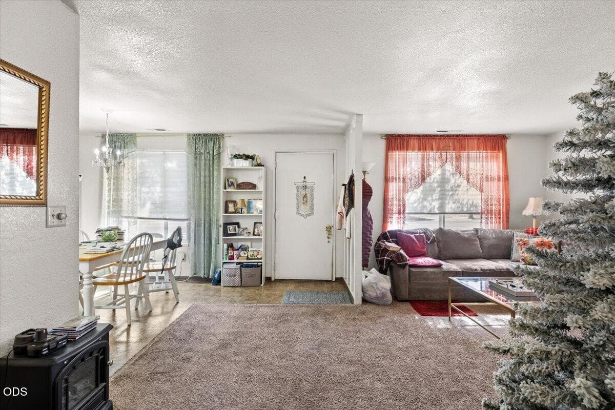 Photo of 43 Columbus 4 of 23