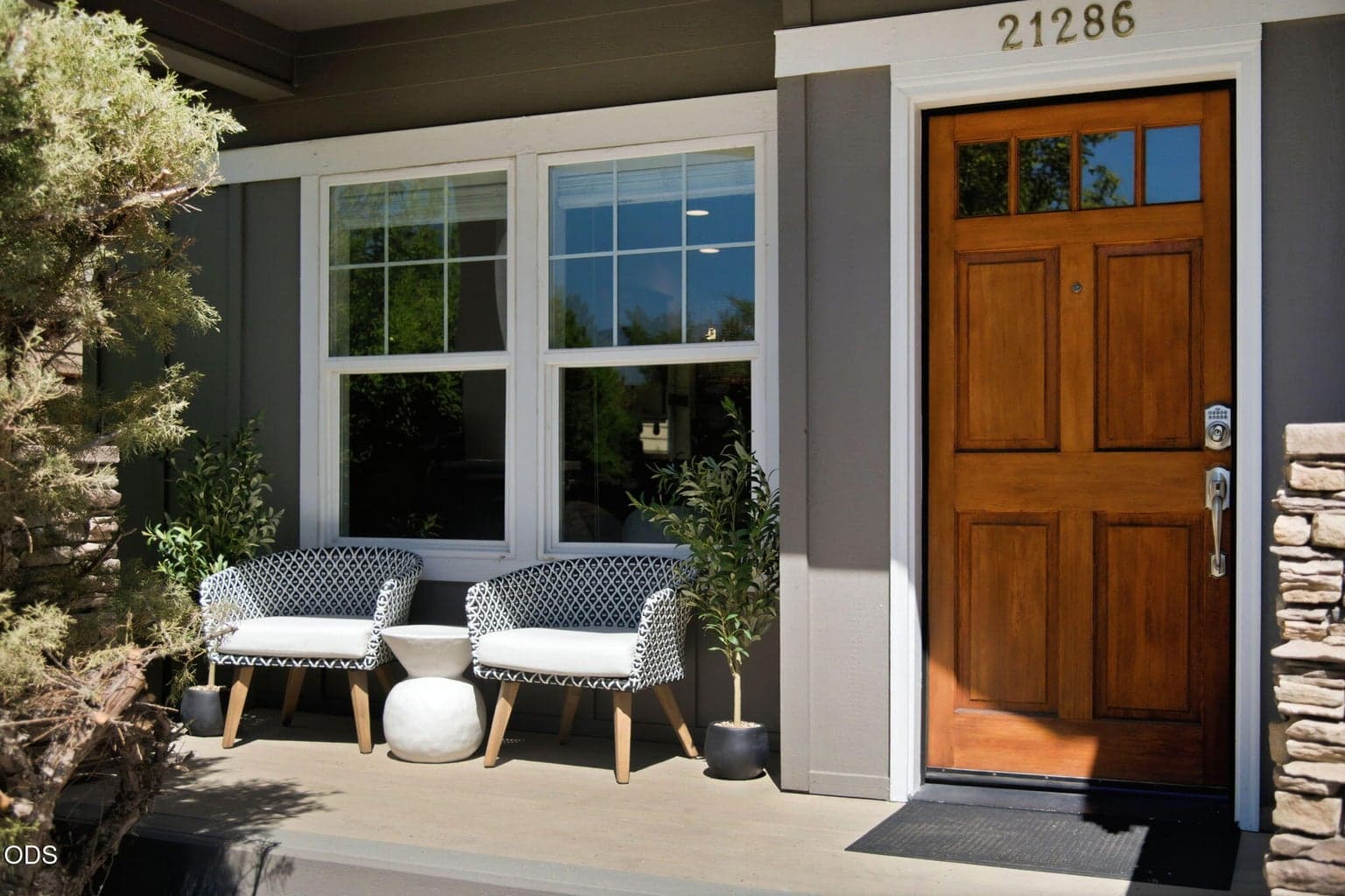 Photo of 21286 Beall 2 of 30