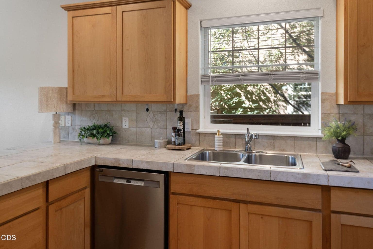 Photo of 21286 NE Beall Drive 14 of 30