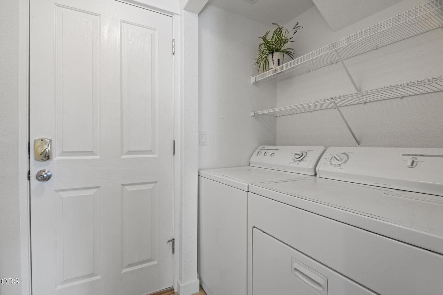 Photo of 21286 NE Beall Drive 16 of 30