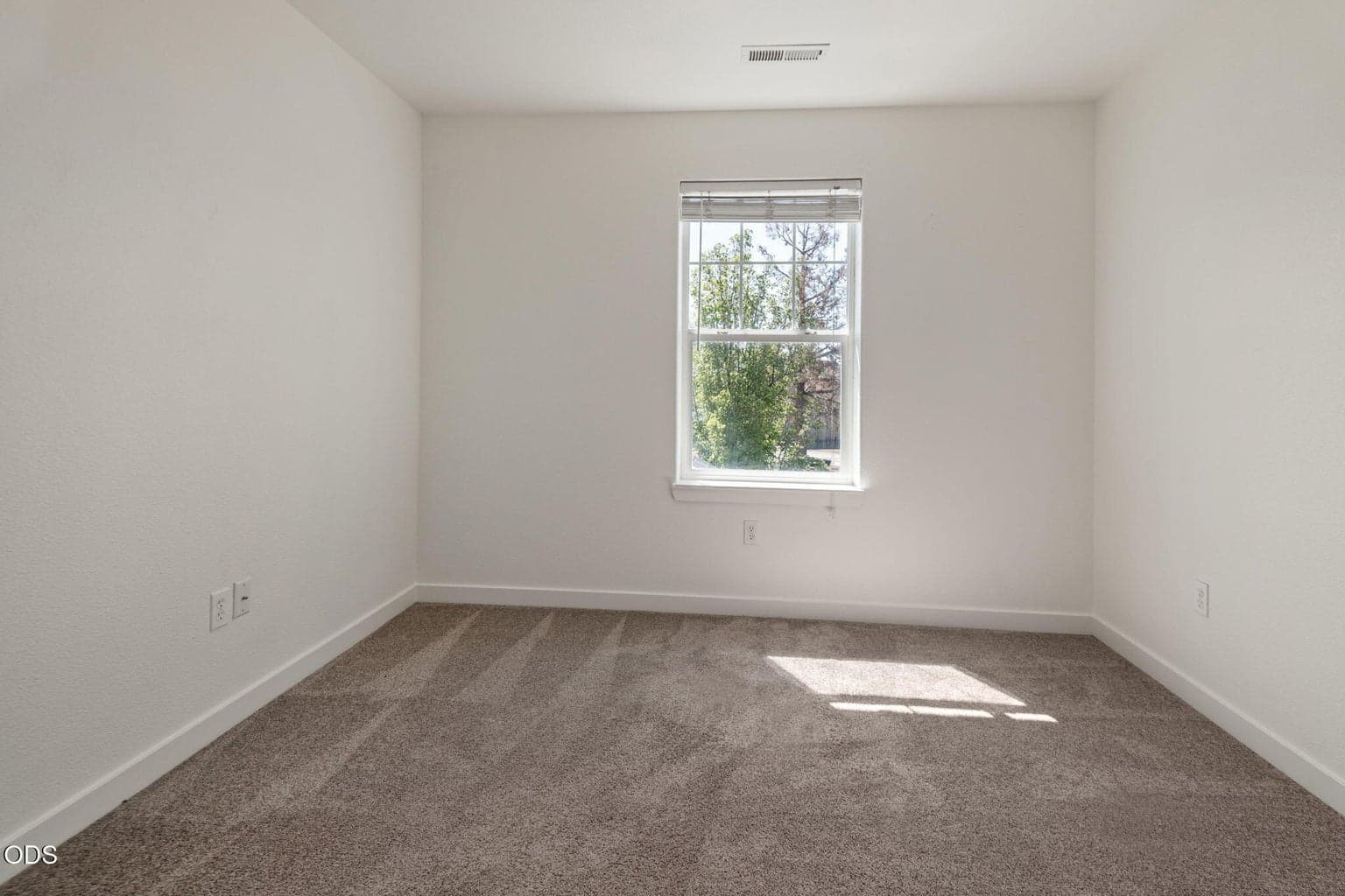 Photo of 21286 NE Beall Drive 26 of 30