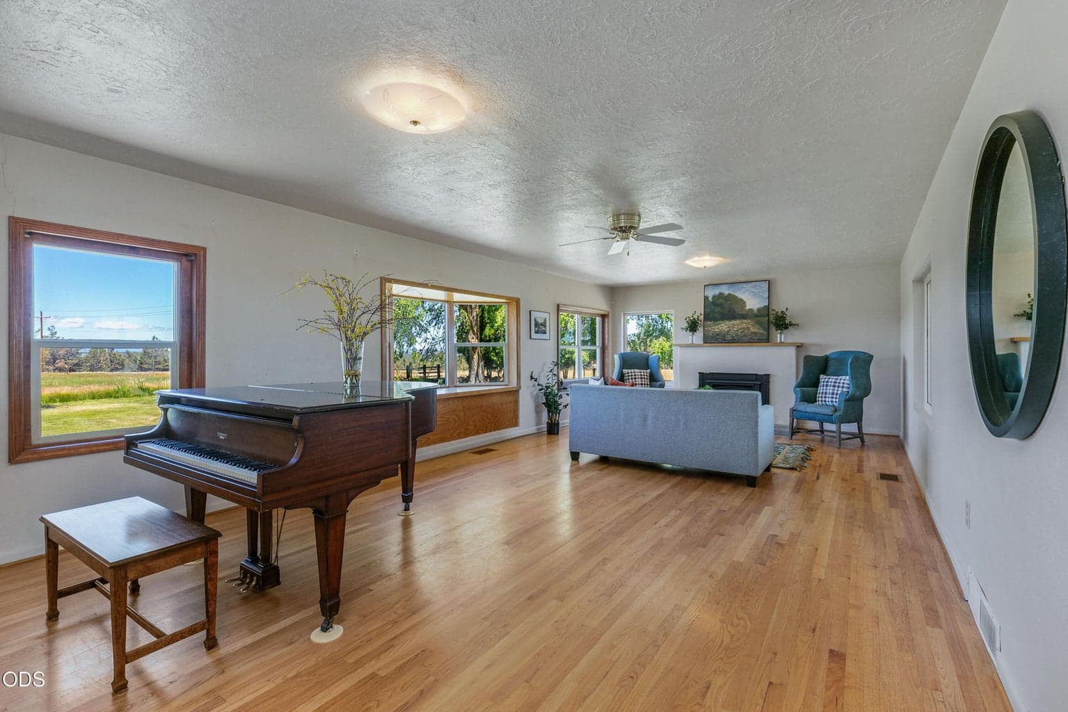 Photo of 65995 93rd 5 of 30