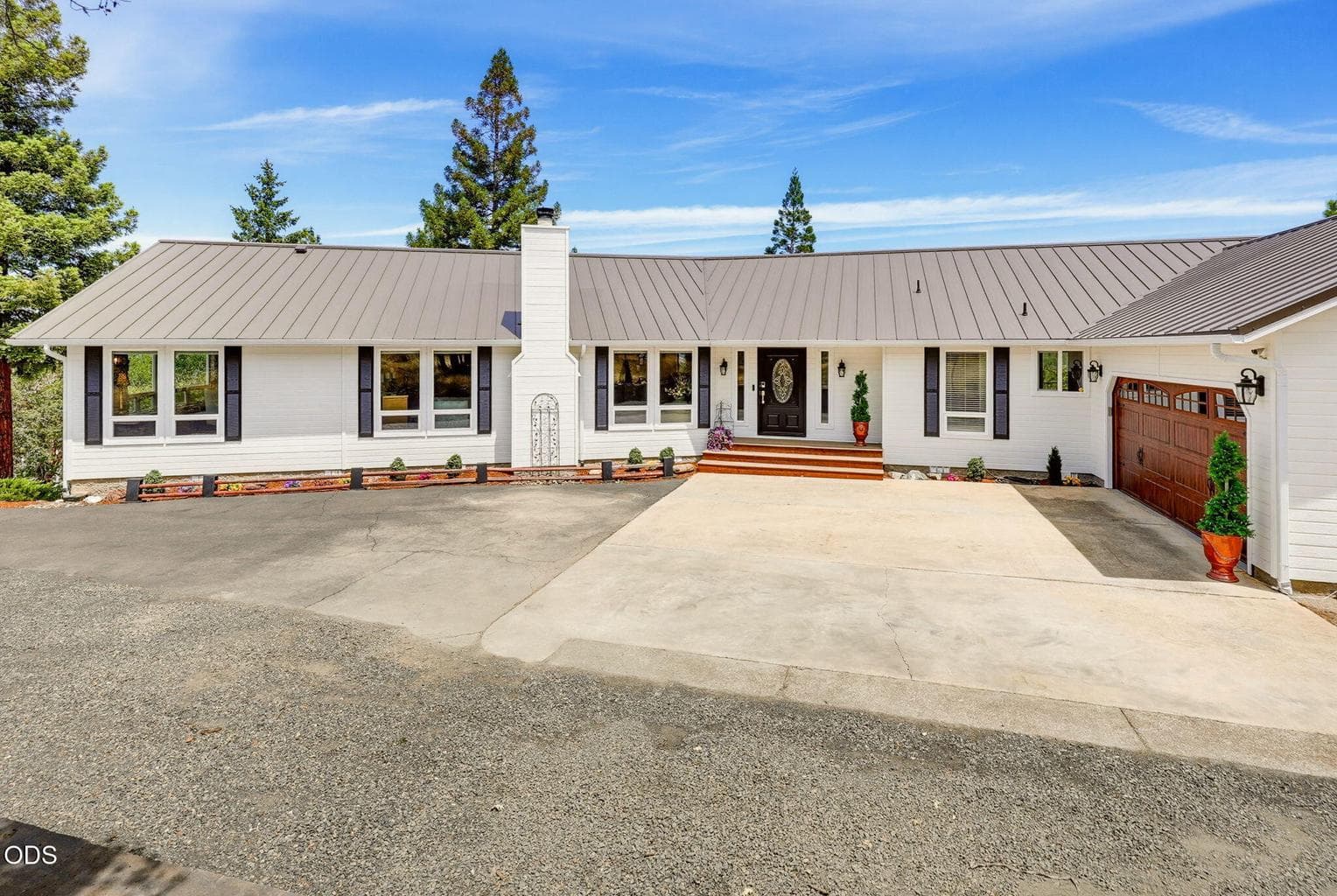 New metal roof new garage door