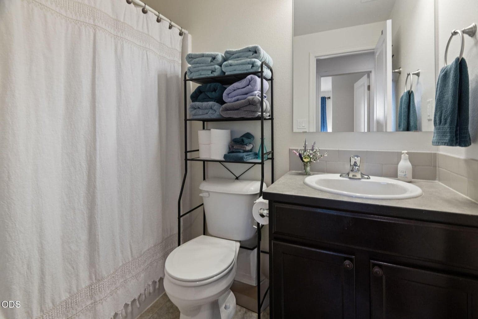 Photo of 21184 Darnel Avenue 12 of 17