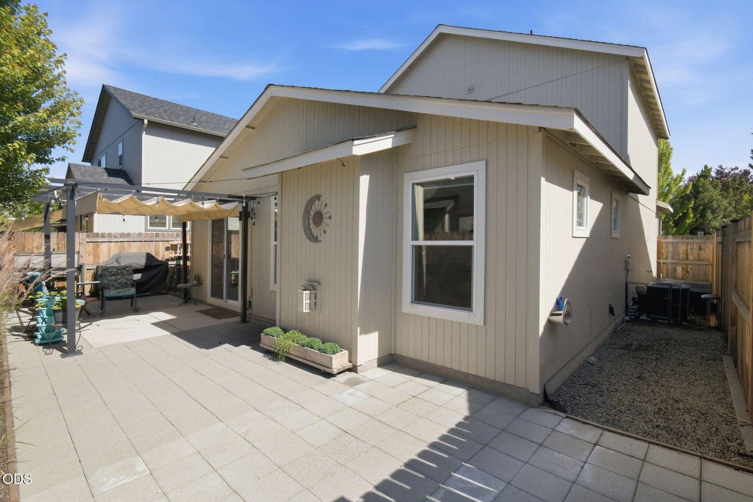 Photo of 21184 Darnel Avenue 15 of 17