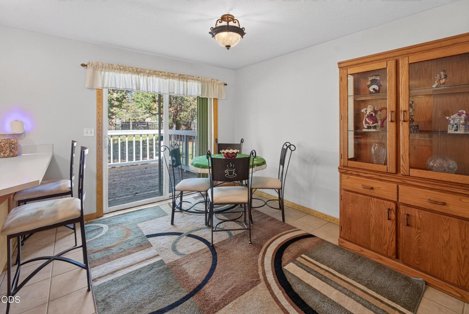 Photo of 52635 Howard 5 of 38