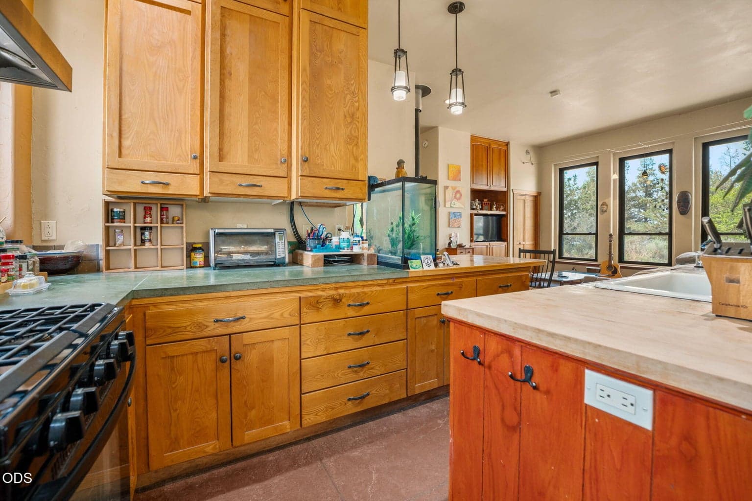 Photo of 22945 Timland Lane 17 of 47