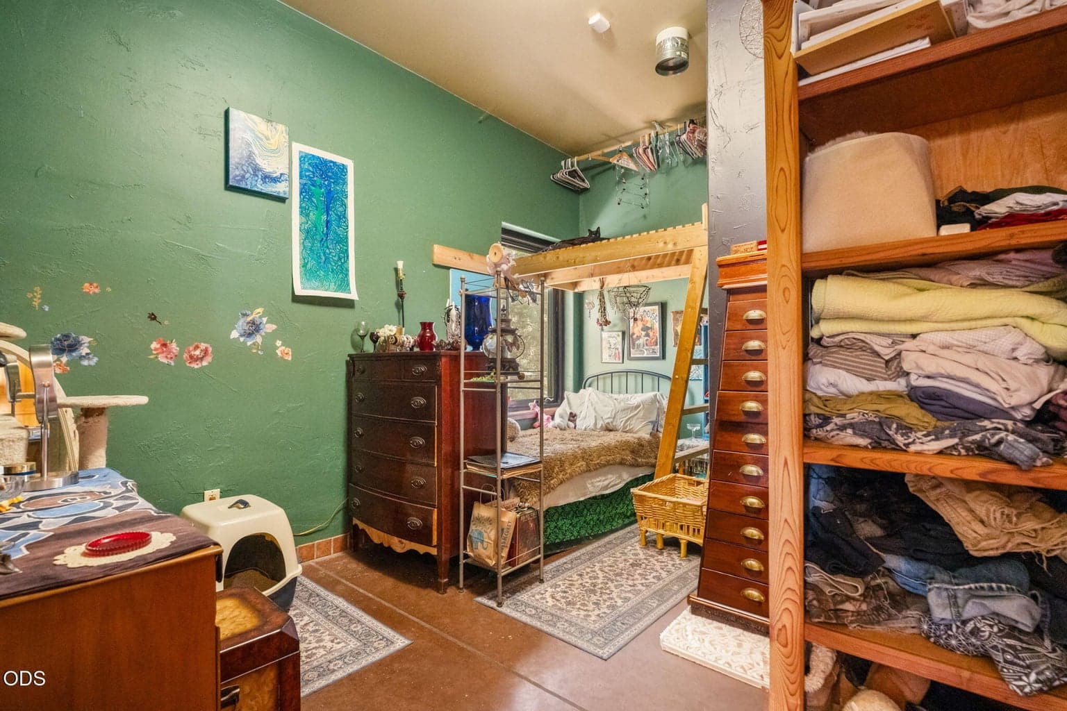 Photo of 22945 Timland Lane 21 of 47
