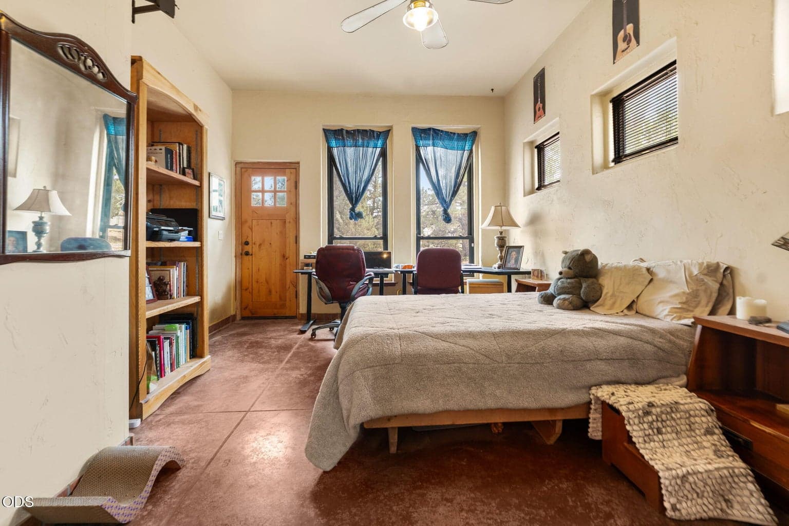 Photo of 22945 Timland Lane 26 of 47