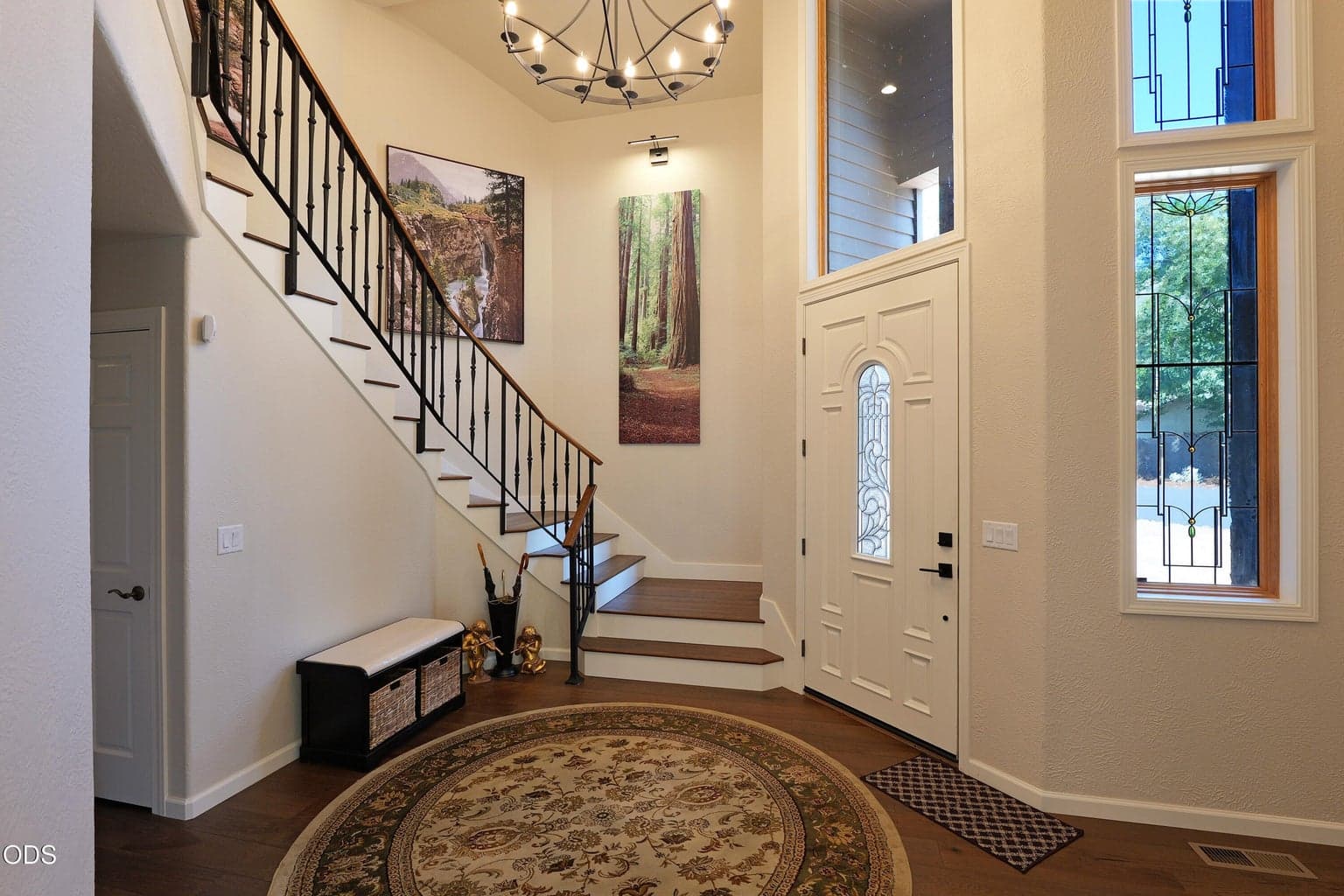 Photo of 1600 Second Avenue 6 of 60