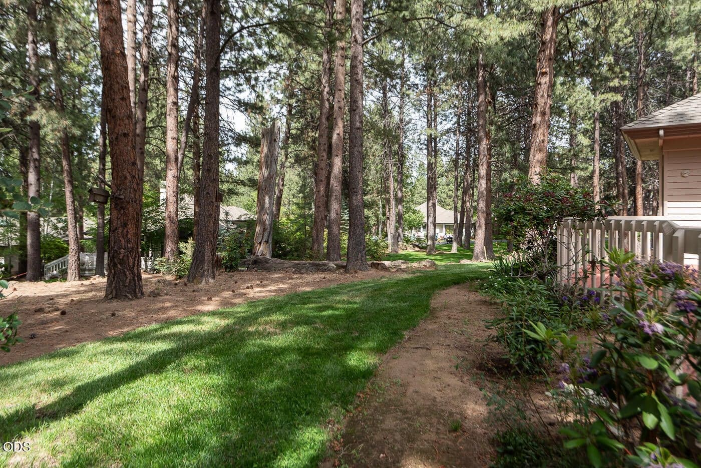 Photo of 60894 Willow Creek 4 of 36