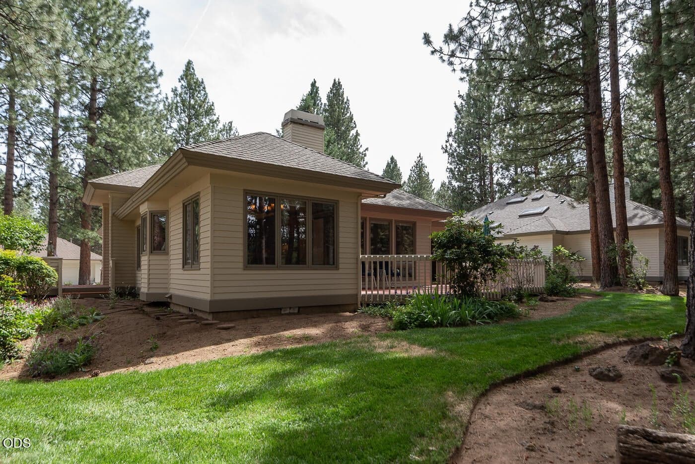 Photo of 60894 Willow Creek 5 of 36