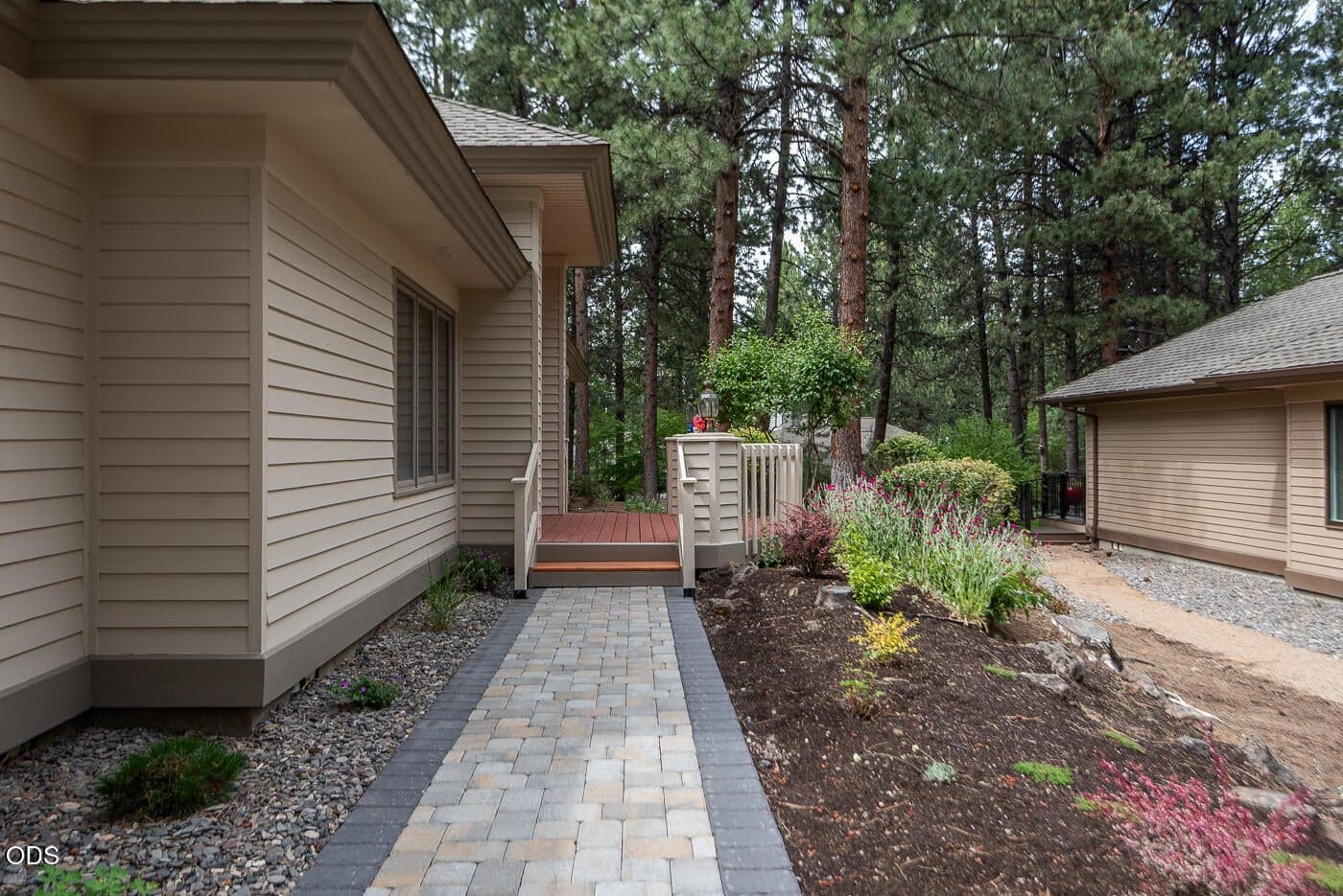 Photo of 60894 Willow Creek Loop 9 of 36