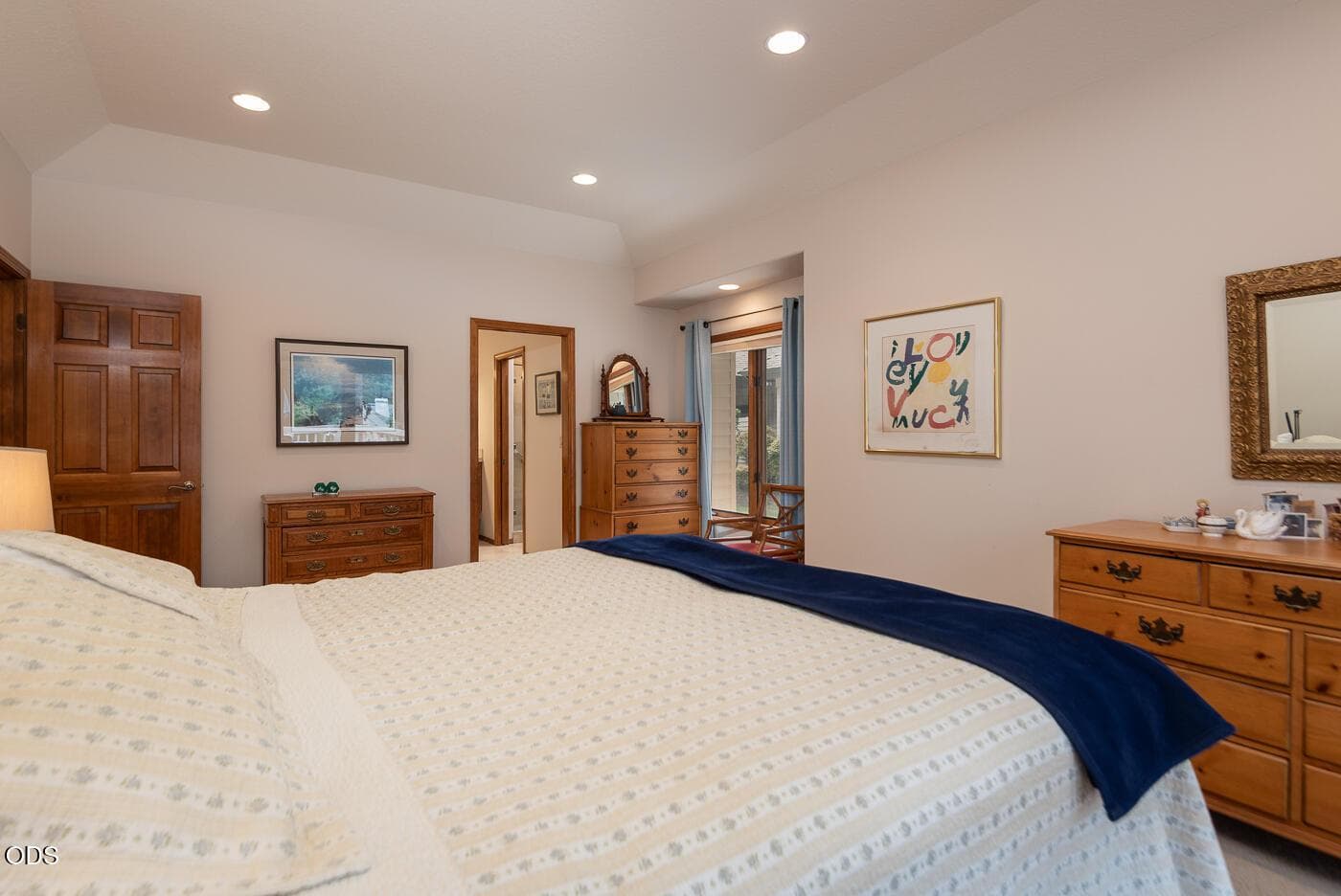 Photo of 60894 Willow Creek Loop 23 of 36