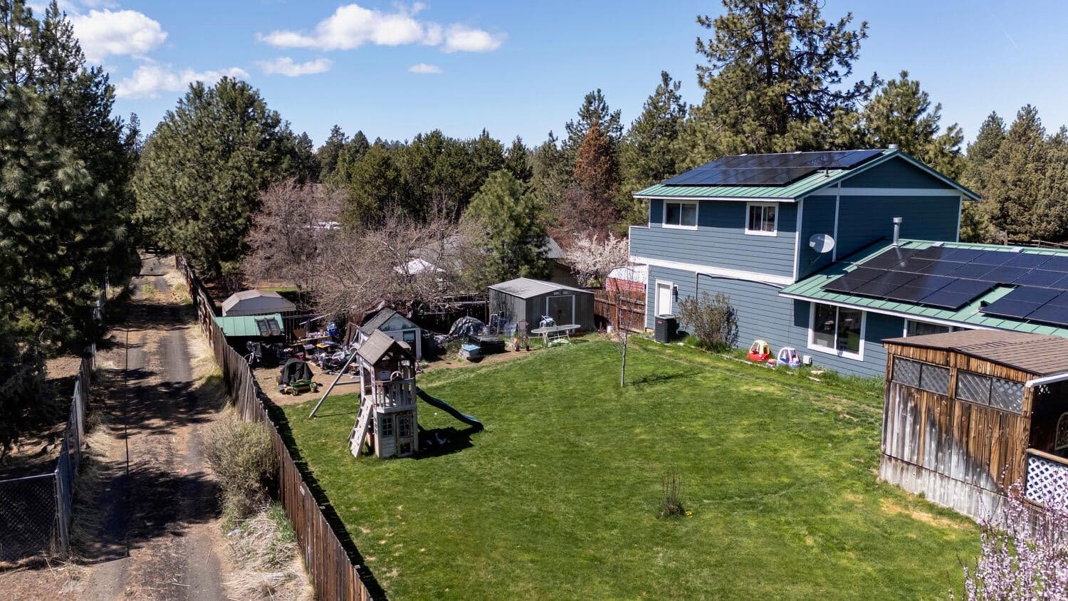 Photo of 20873 SE Greenmont Drive 44 of 70