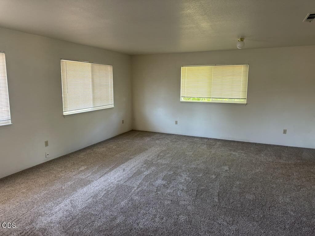Photo of 2145 Heidi Lane 2 of 11