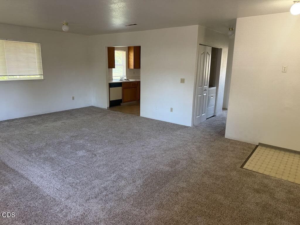 Photo of 2145 Heidi Lane 3 of 11