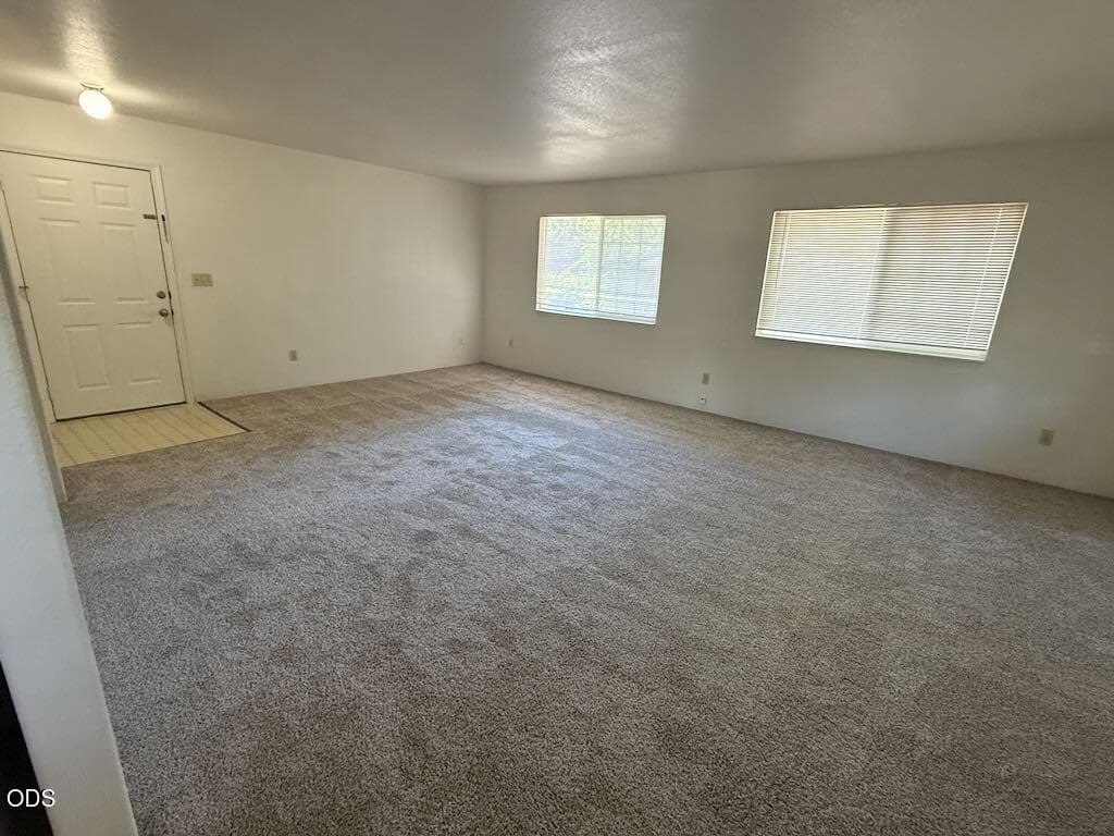 Photo of 2145 Heidi Lane 5 of 11
