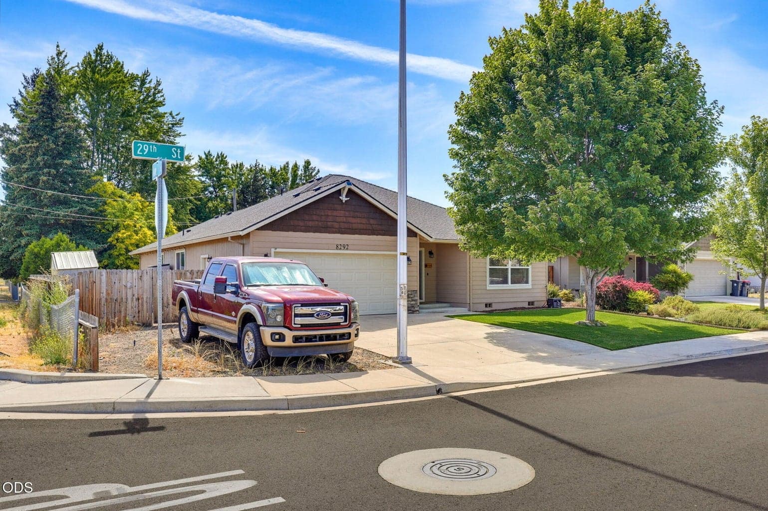Photo of 8292 29th 4 of 39