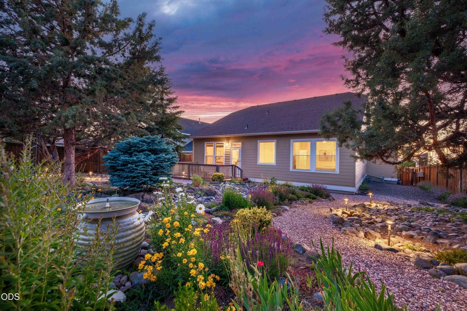 Photo of 4022 SW Majestic Avenue 34 of 52