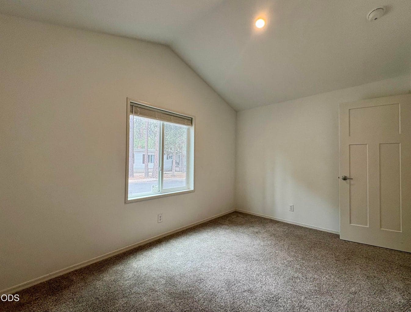 Photo of 61060 Kings Lane 10 of 13