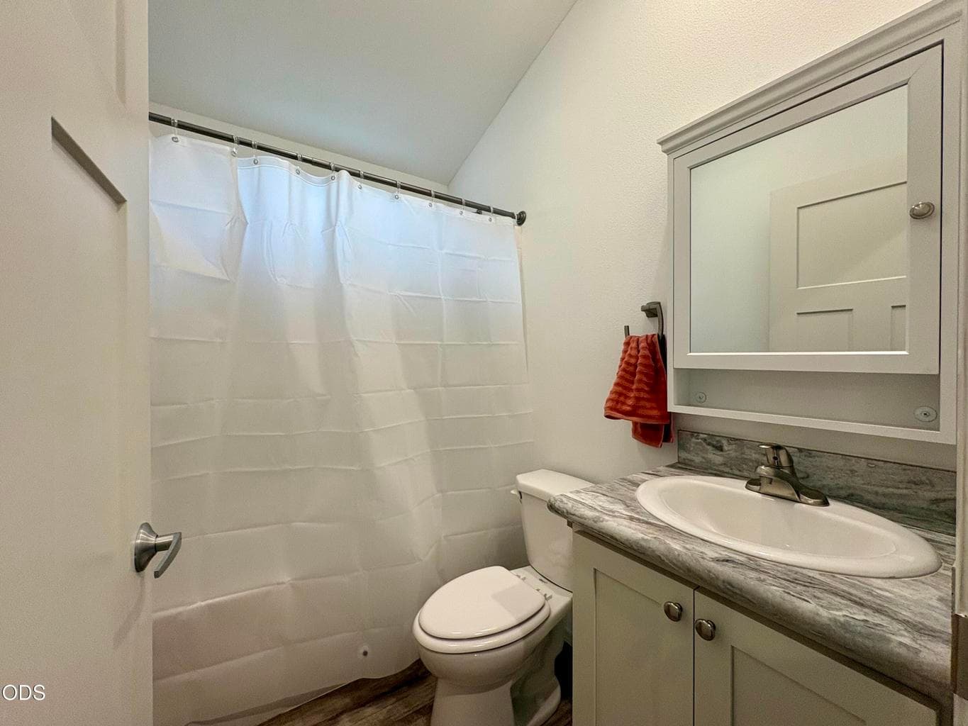 Photo of 61060 Kings Lane 9 of 13