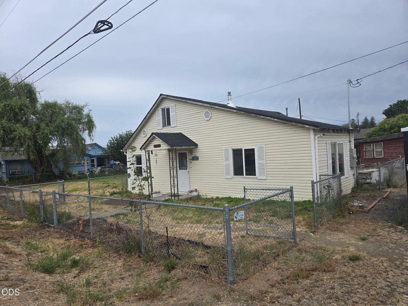 Photo of 386 Main 2 of 6