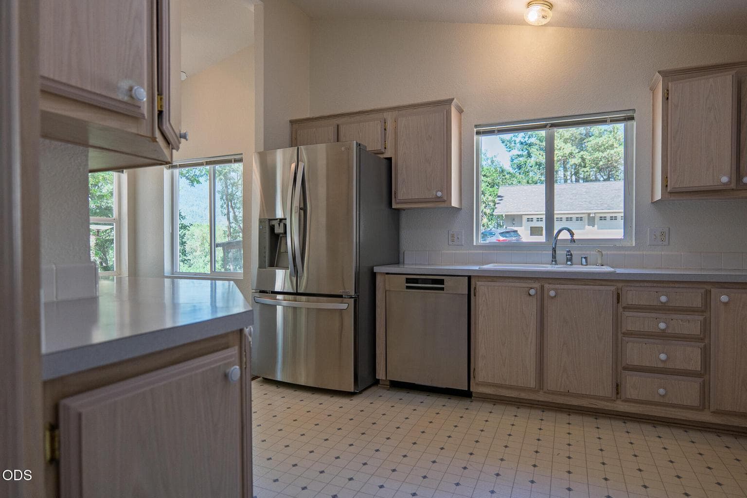 Photo of 11020 Applegate 5 of 36