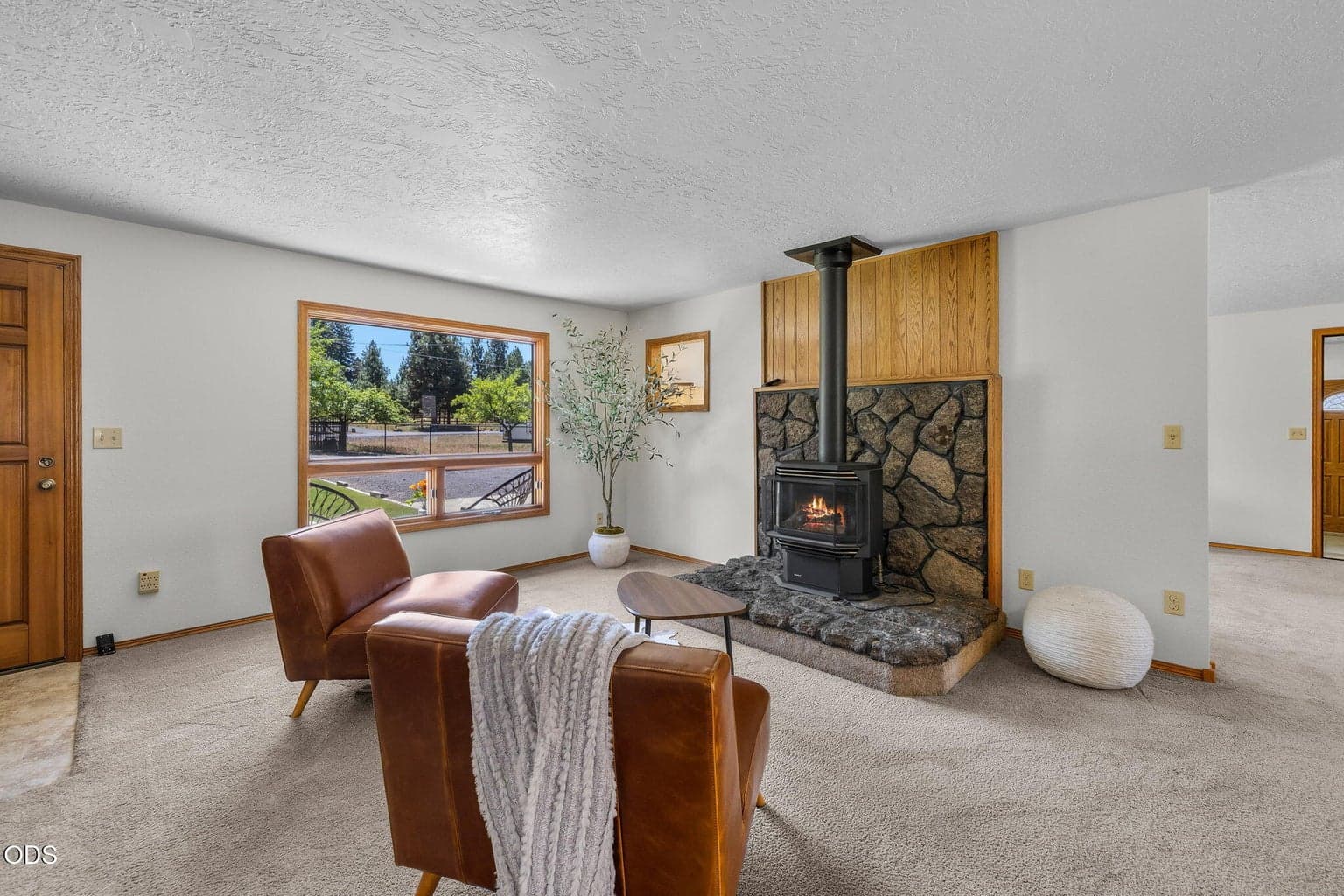 Photo of 19572 Apache Road 10 of 65