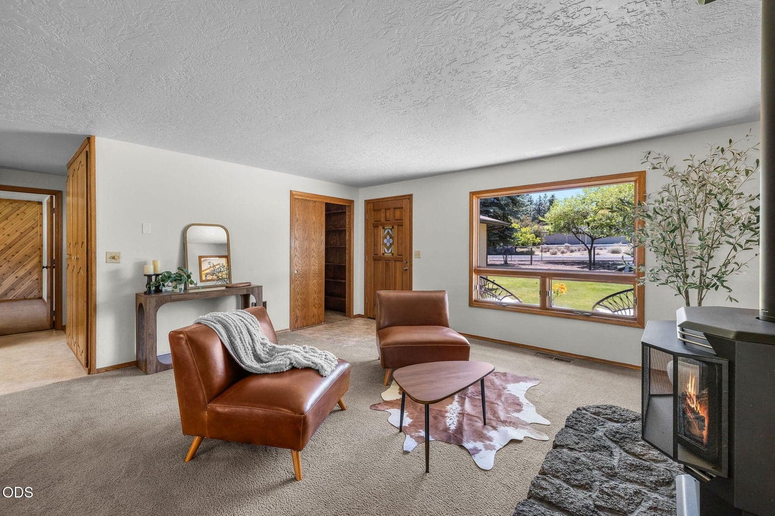 Photo of 19572 Apache Road 11 of 65